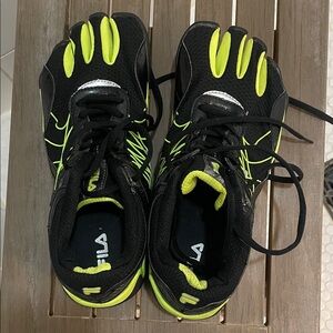Fila Black and Neon Yellow Five-Finger Shoes, size 9 men’s